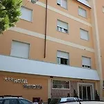 Hotel Victoria 3*