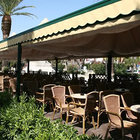 Victoria Hotel