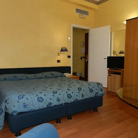 Hotel Victoria 3*