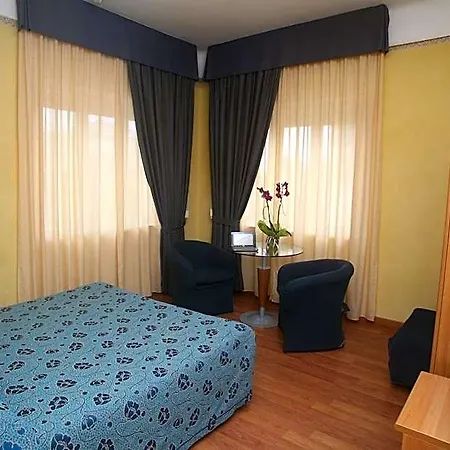 Hotel Victoria 3*
